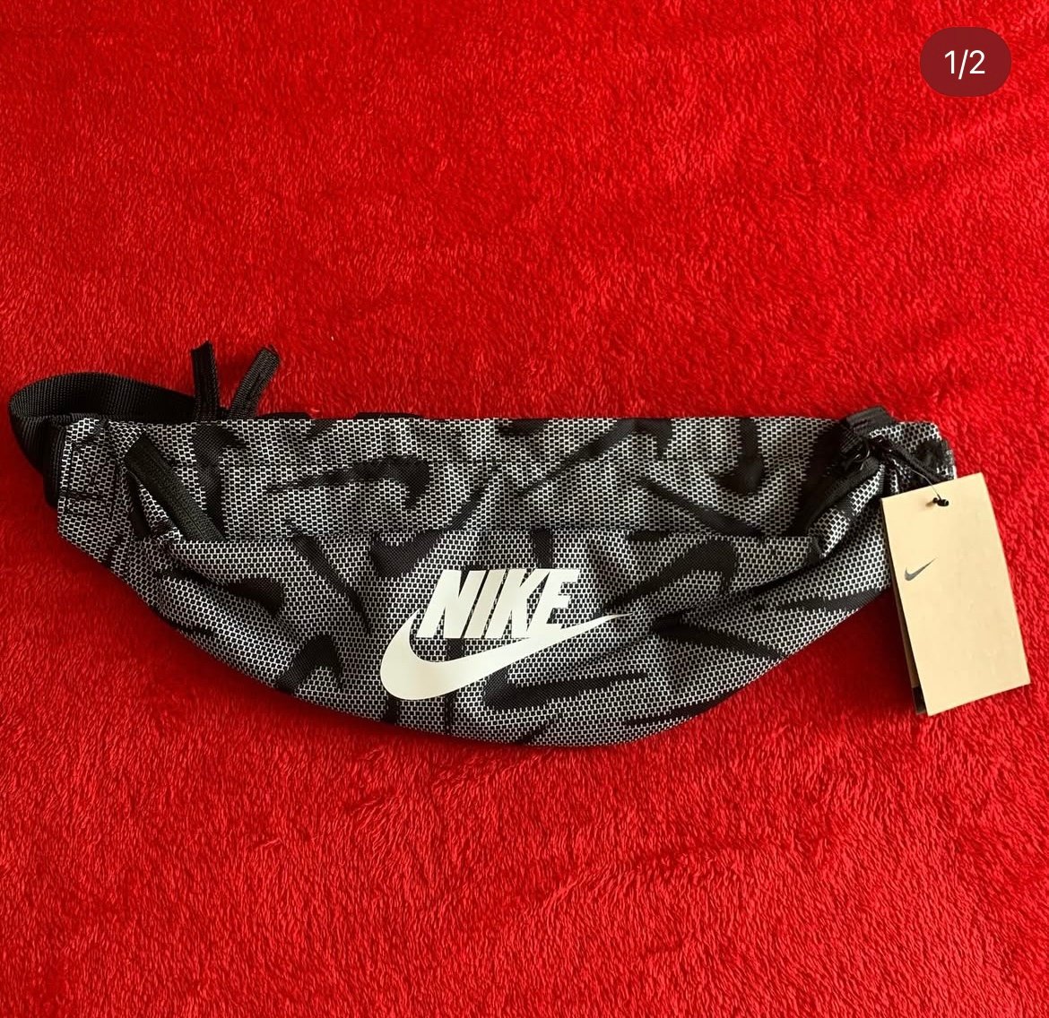Banano Nike Heritage Negro